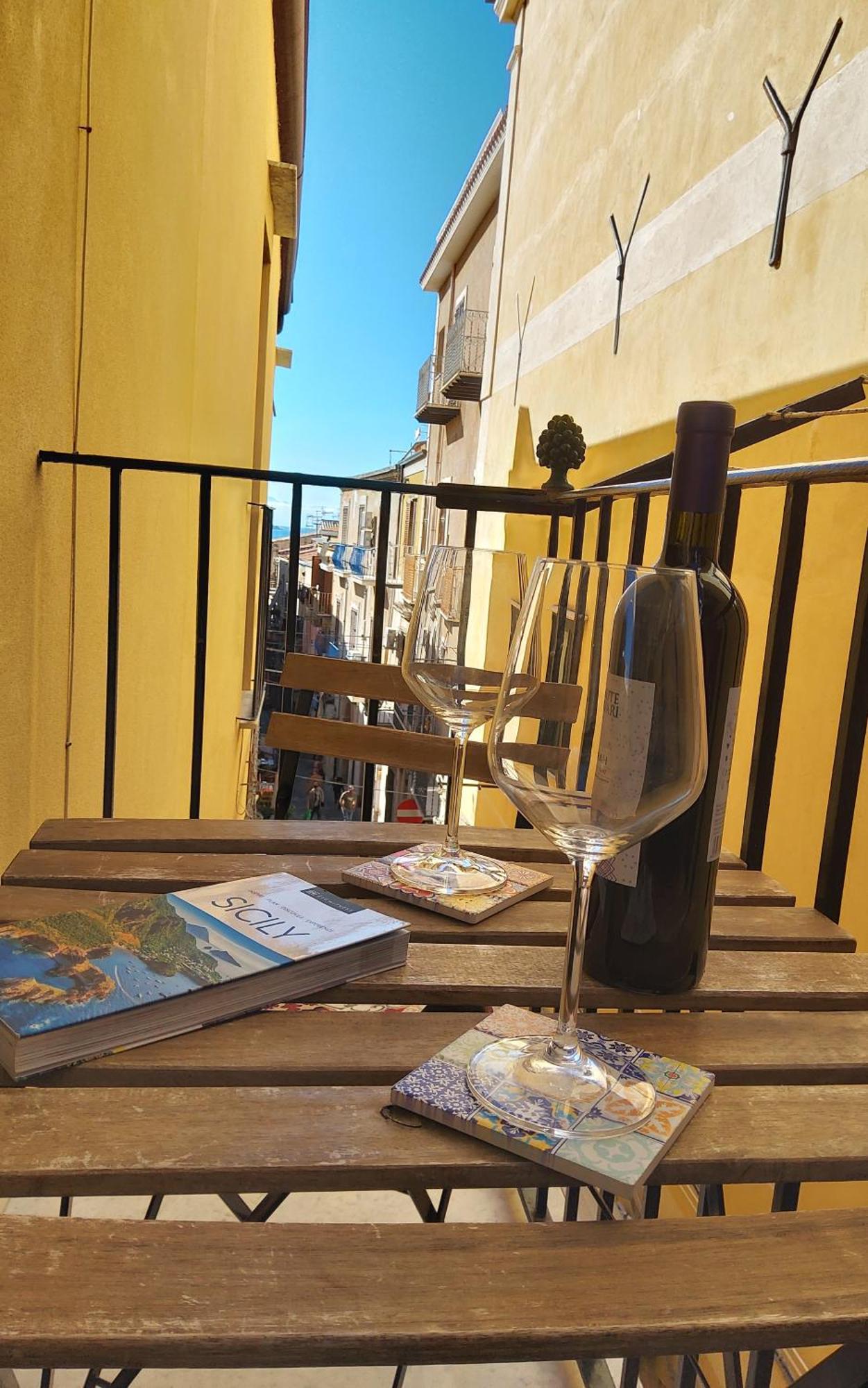 Sicilian Dream Apartments Cefalù Oda fotoğraf